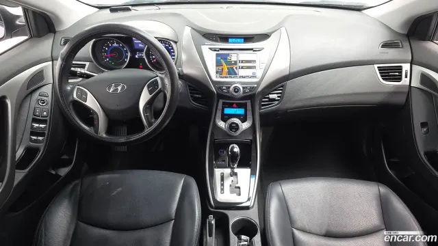 Hyundai Elantra (Avante)