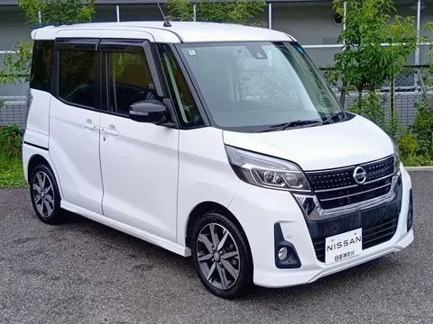 Nissan Dayz Roox