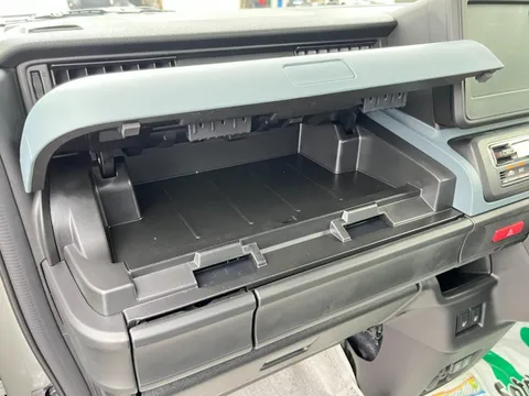 Suzuki Spacia Base