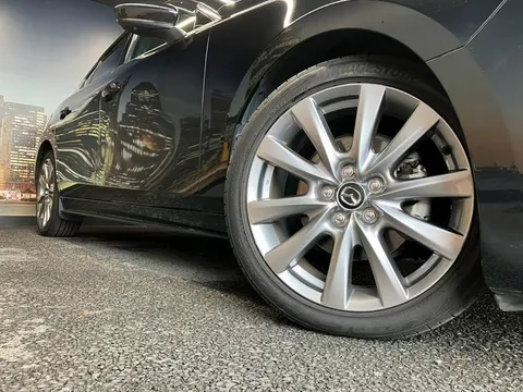 Mazda MAZDA3 Sedan