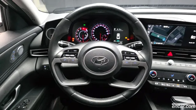 Hyundai Elantra (Avante)