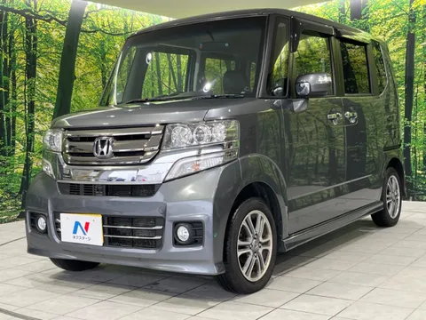 Honda N-BOX Custom