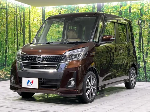 Nissan Dayz Roox