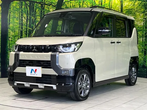 Mitsubishi Delica Mini