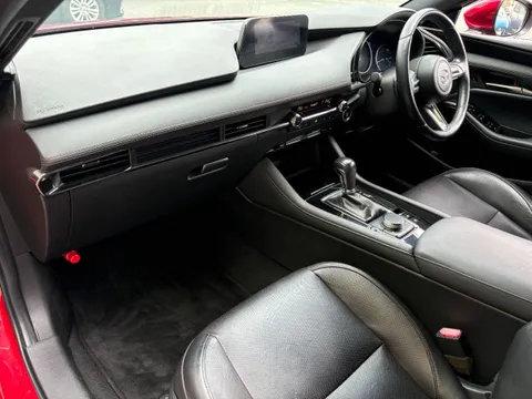 Mazda MAZDA3 Fastback