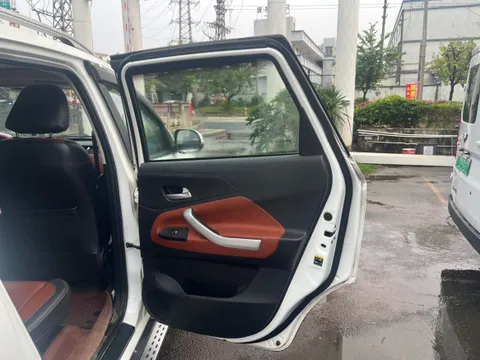 BAIC S3