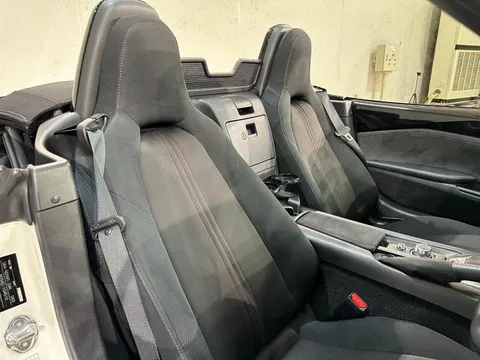 Mazda MX-5 (Roadster)