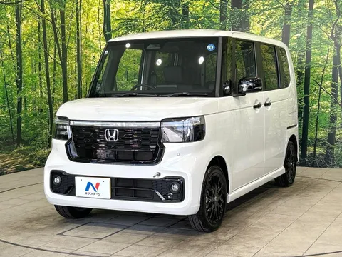 Honda N-BOX Custom