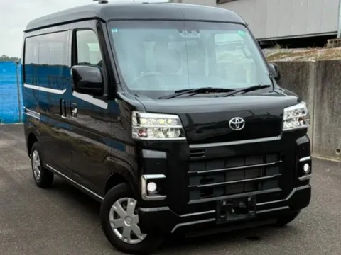 Toyota Pixis Van