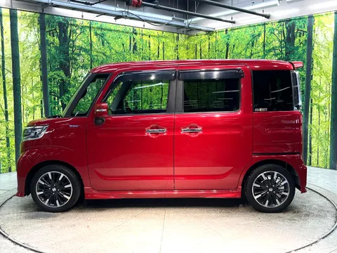 Suzuki Spacia Custom