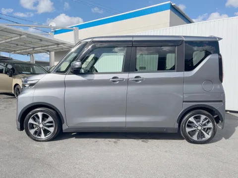 Mitsubishi eK X Space