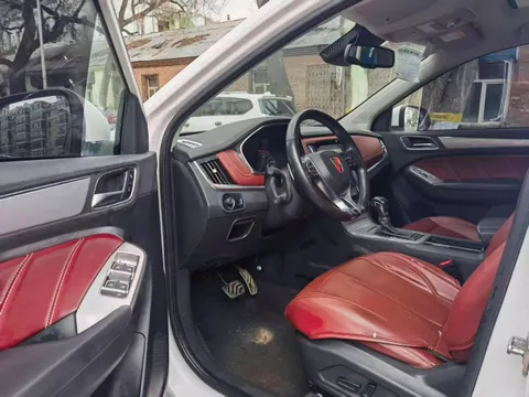 Roewe RX5