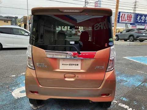 Nissan Dayz Roox
