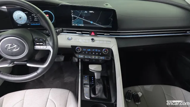 Hyundai Elantra (Avante)