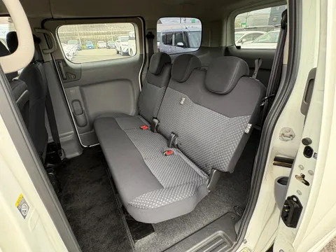 Nissan Vanette