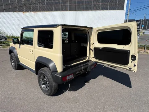 Suzuki Jimny Sierra