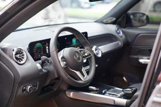 Mercedes-Benz Mercedes-Benz GLB