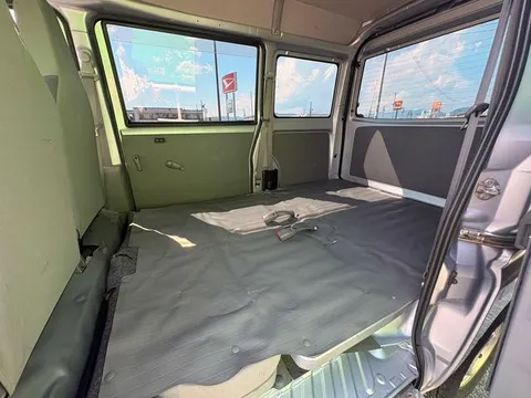 Mitsubishi Minicab Van