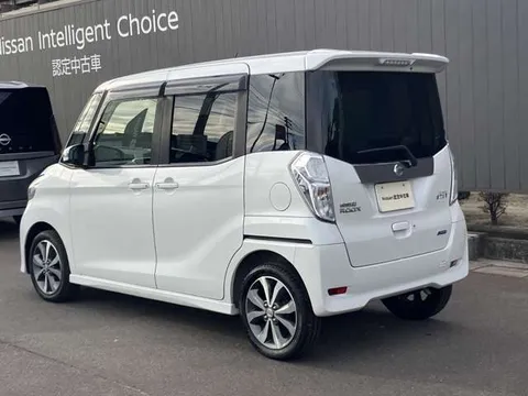 Nissan Dayz Roox