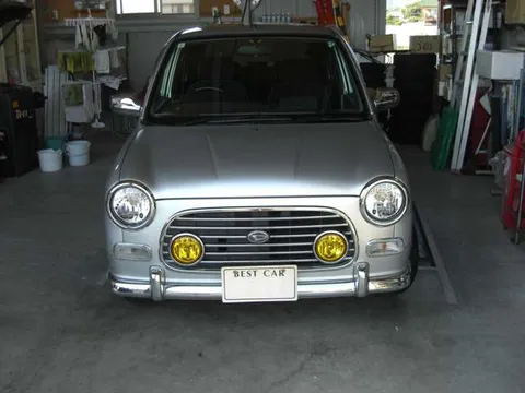 Daihatsu Mira Gino