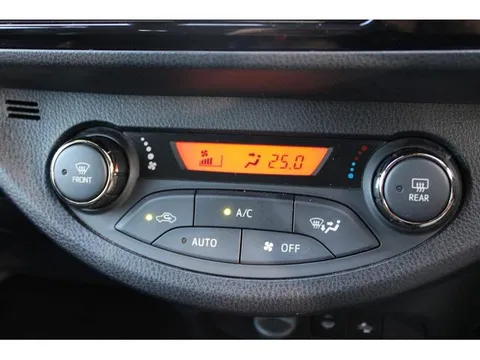 Toyota Yaris (Vitz)