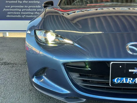 Mazda MX-5 (Roadster)