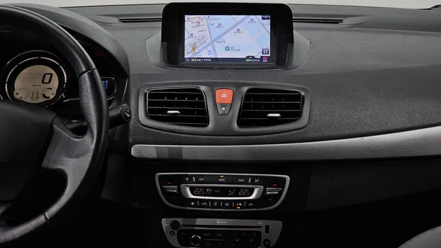 Renault SM3