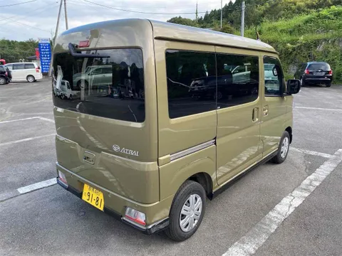 Daihatsu Atrai
