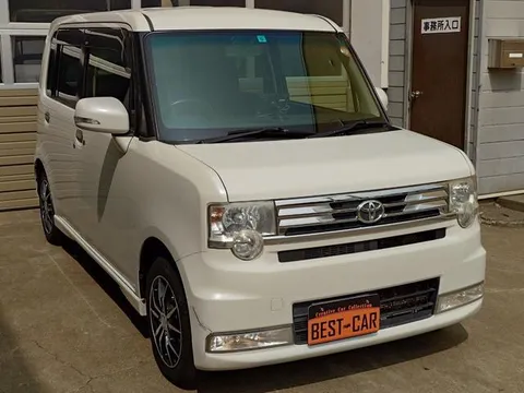 Toyota Pixis Space