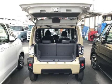 Daihatsu Taft