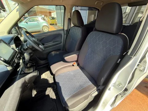 Mitsubishi eK X