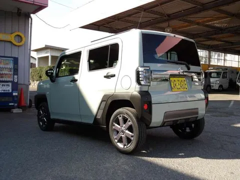 Daihatsu Taft