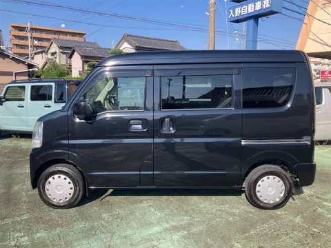 Nissan Clipper