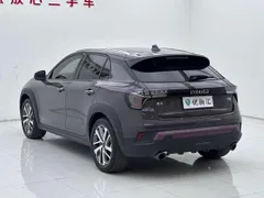 Lynk & Co Lynk & Co 02