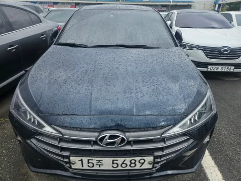 Hyundai Elantra (Avante)