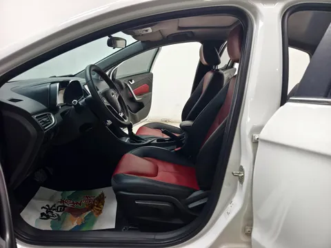 Chery Arrizo 5