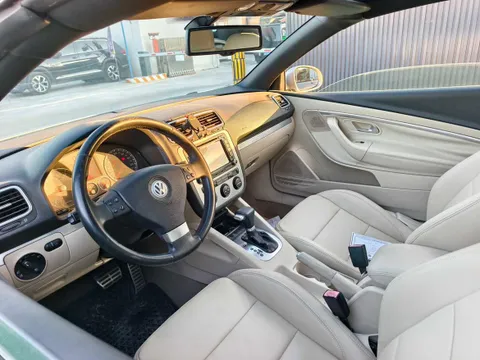 Volkswagen Eos