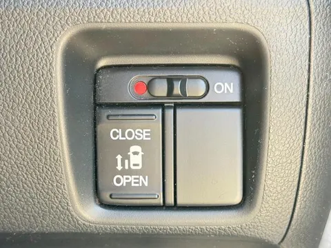 Honda N-BOX Plus