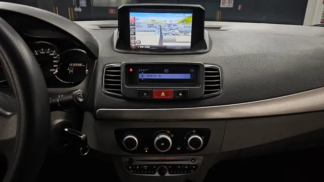 Renault SM3