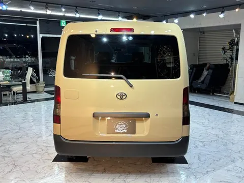 Toyota TownAce Van