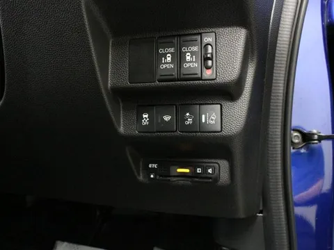 Honda Freed Plus