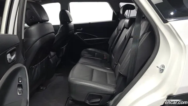 Hyundai Grand Santa Fe (Maxcruz)