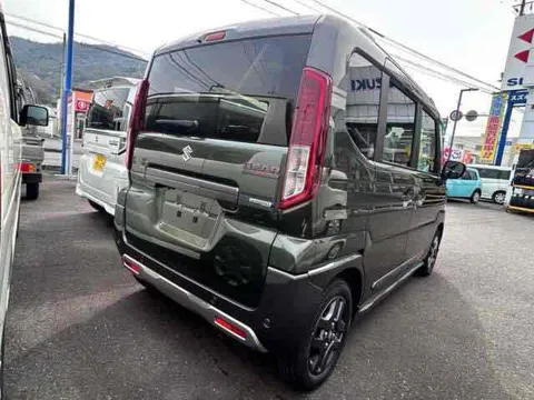 Suzuki Spacia Gear