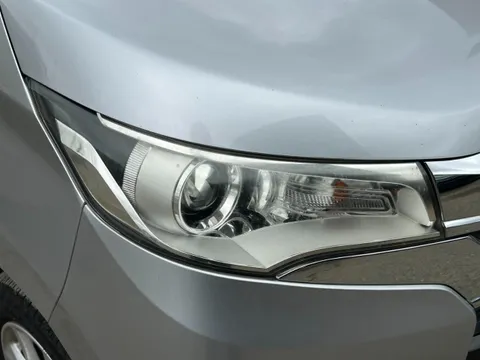 Mitsubishi eK Custom