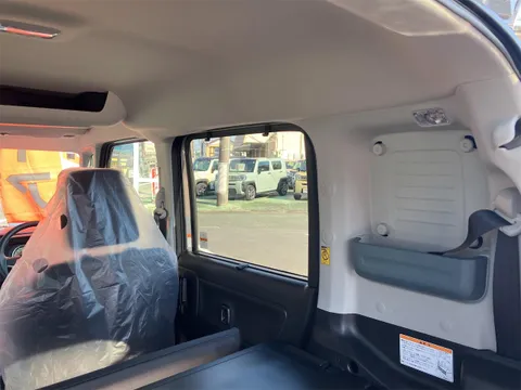 Suzuki Spacia Base