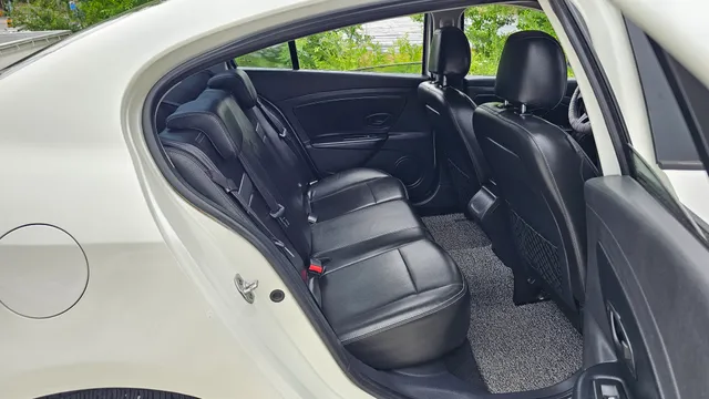 Renault SM3