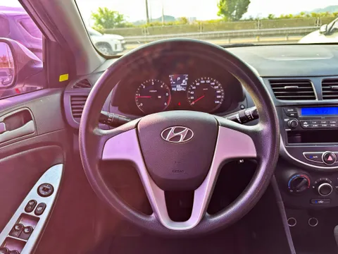 Hyundai Accent