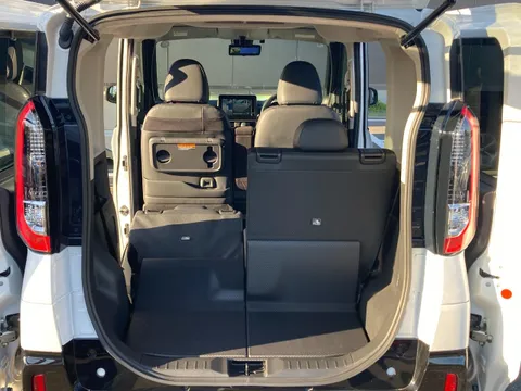 Mitsubishi Delica Mini