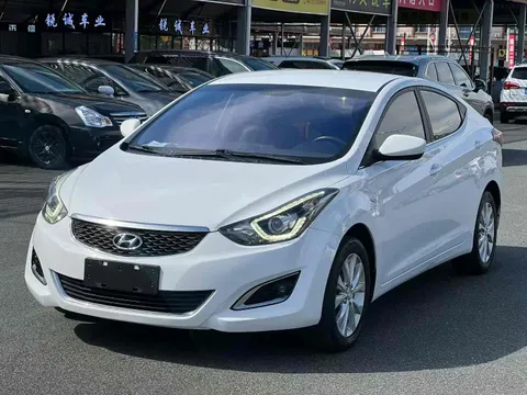 Hyundai Elantra (Avante)