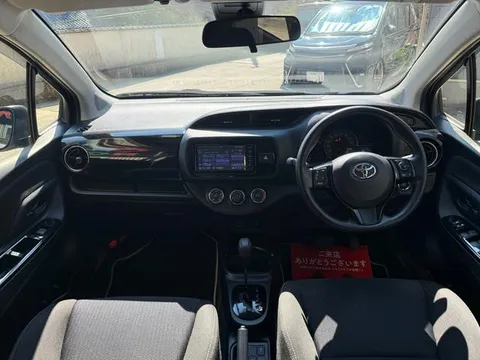 Toyota Yaris (Vitz)